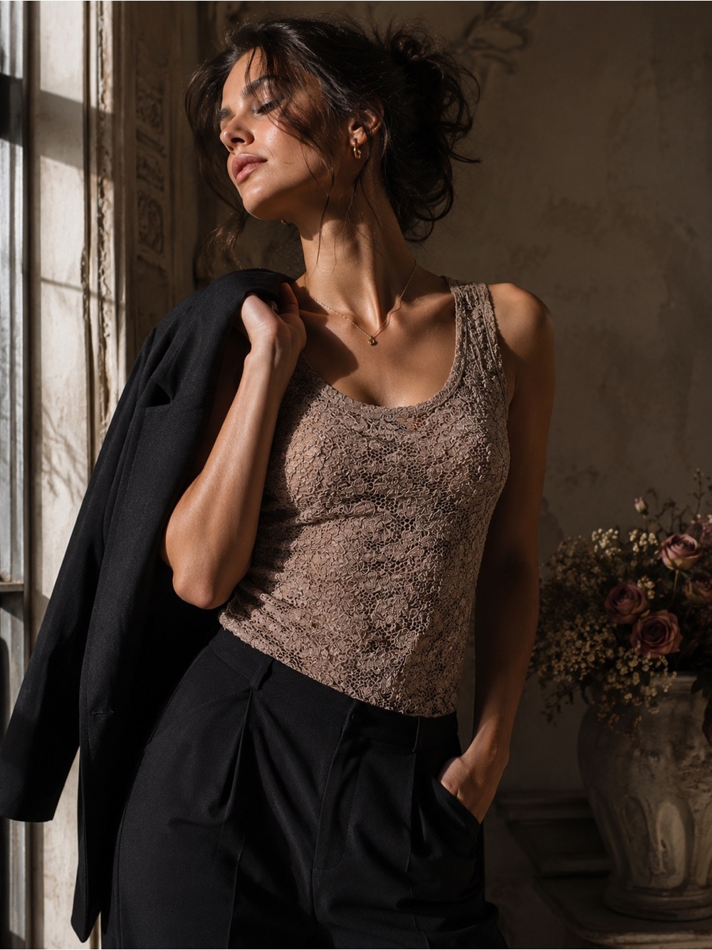 Judy Knapp California Taupe Stretch Lace Tank Top Sleeveless Floral layering Cam